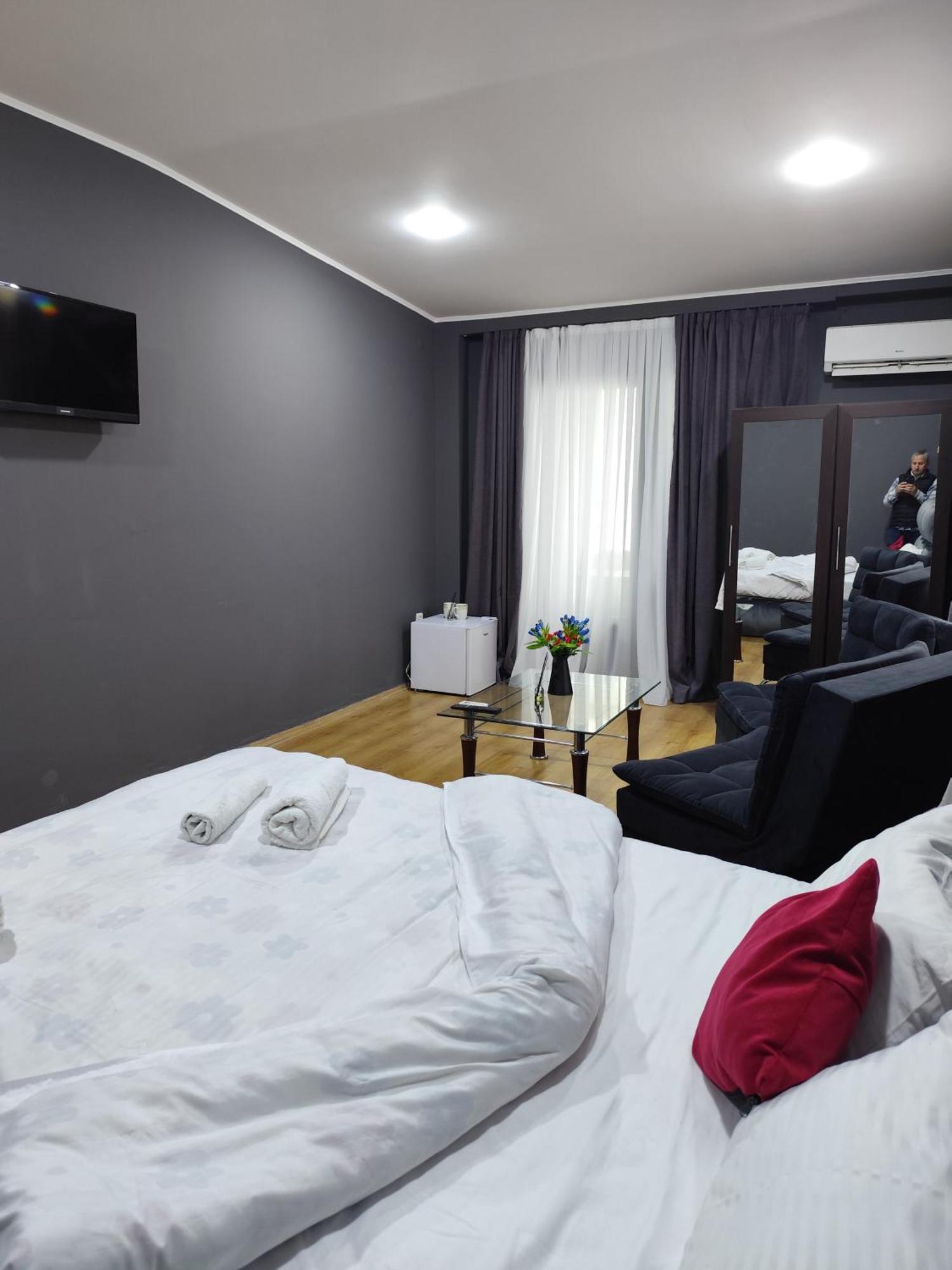 Hotel 770 Batumi Exteriör bild